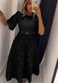 French Design Hollow Out Top and Casual Set Womens Two Piece Outfit Fashionable and Comfortable Wholesale Available