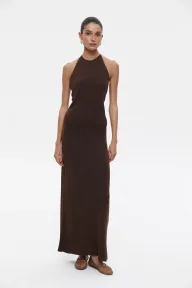 Backless Halter Neck Top and Long Skirt Set Elegant Versatile Design Perfect for Parties and Beach Wear