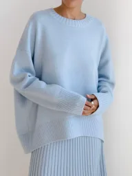 Womens Knit Sweater Round Neck Loose Fit Solid Color Autumn Winter Fashion Wholesale Available
