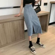 High Waist A Line Denim Skirt Vintage Style Mid Length Design Casual Wear for Spring and Summer