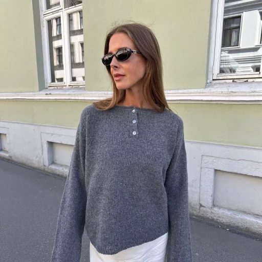 Womens Oversized Knit Sweater Round Neck Button Detail Long Sleeve Solid Color Casual Autumn Winter Top OEM
