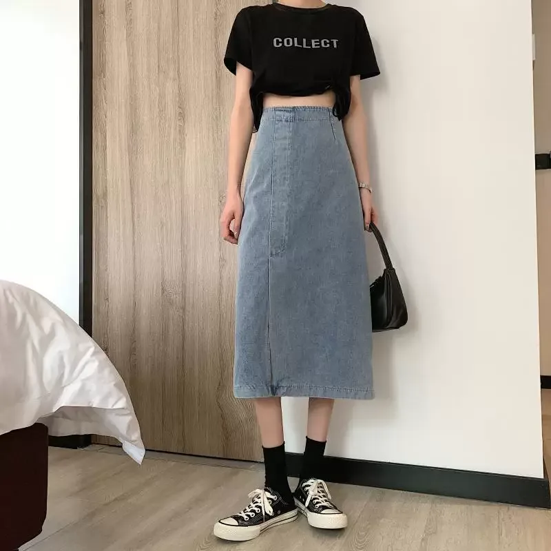 High Waist A Line Denim Skirt Vintage Style Mid Length Design Casual Wear for Spring and Summer High Waist A Line Denim Skirt Vintage Style Mid Length Design Casual Wear for Spring and Summer