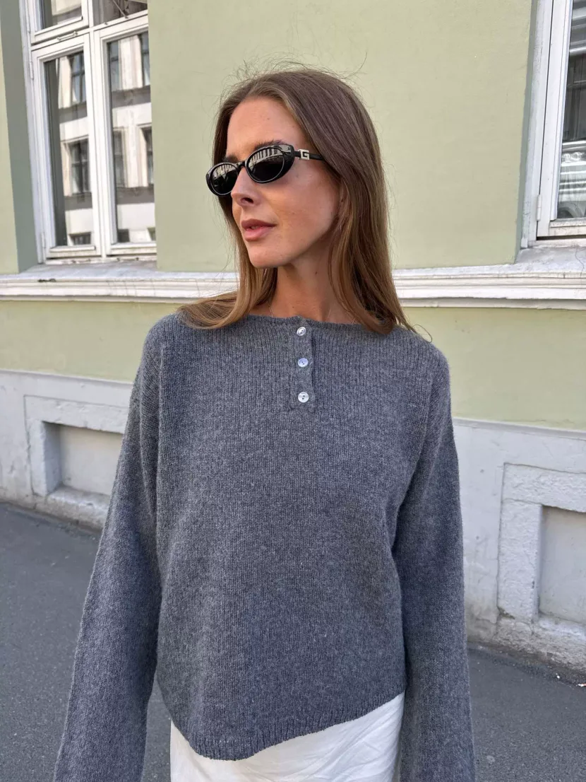 Womens Oversized Knit Sweater Round Neck Button Detail Long Sleeve Solid Color Casual Autumn Winter Top OEM